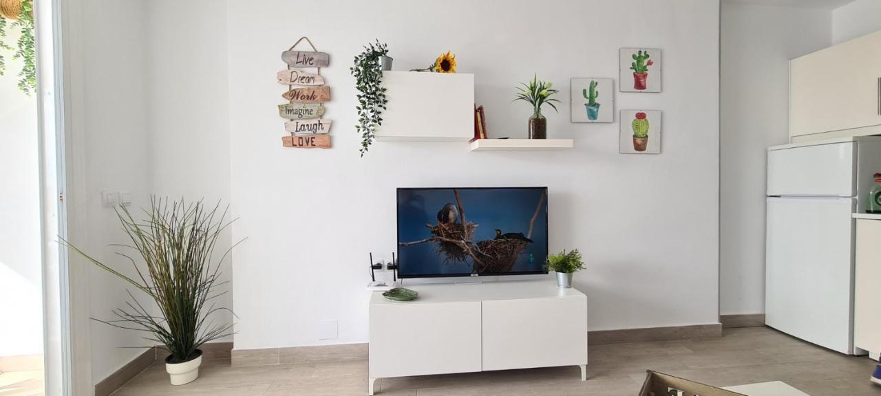 לה קאלה דה מיחאס La Cala Sunflower Apartment מראה חיצוני תמונה